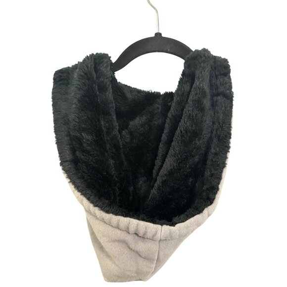 Volcom Womens Fleece Lined Hoodie Size L Gray Pink Winged Heart Print Zip Up - Picture 8 of 8